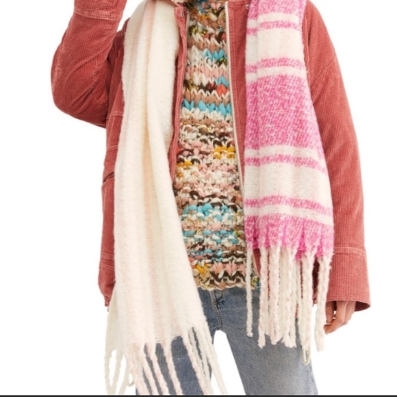 Free People Scarf - Picture 3 of 6